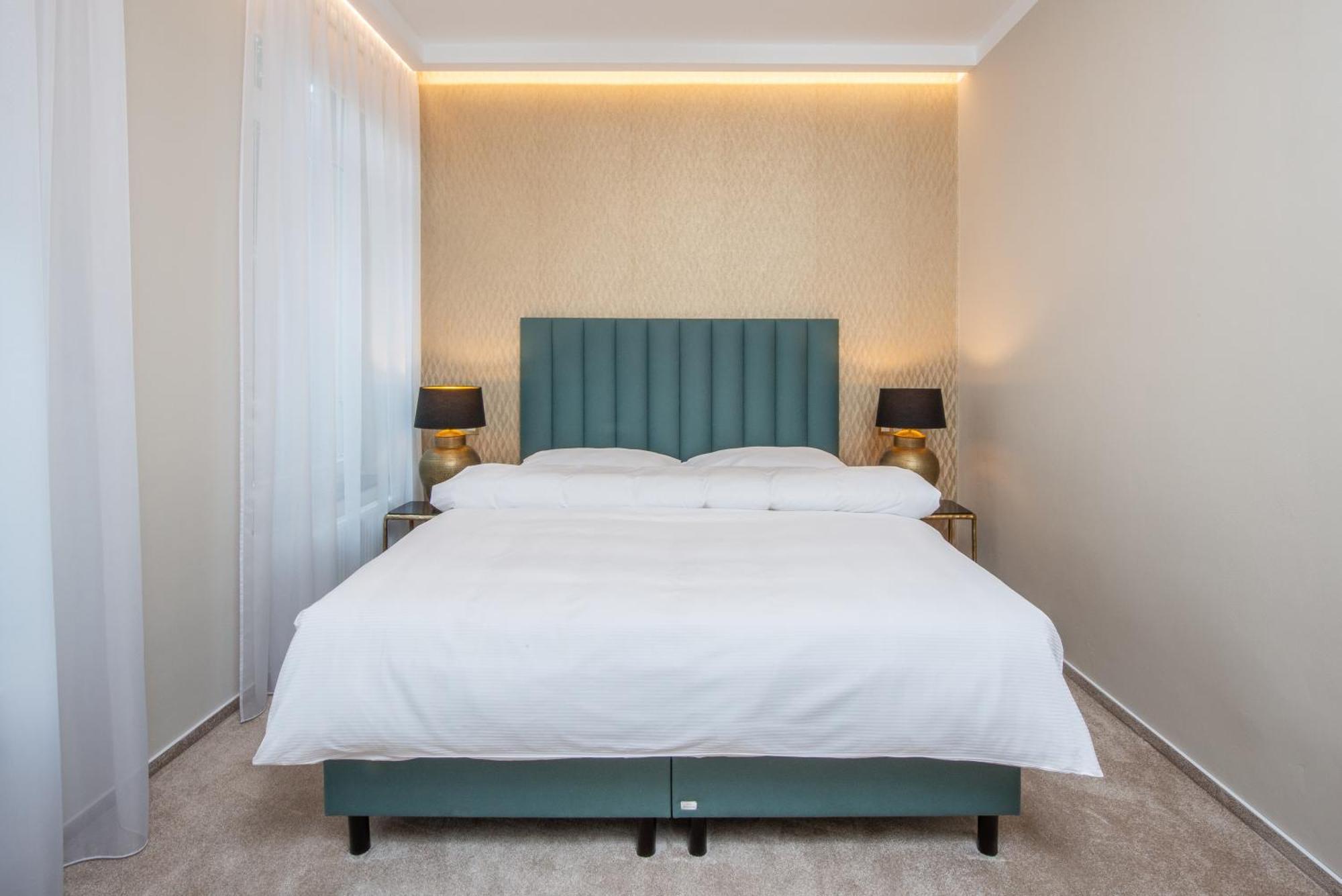 Pappas Hotel&Studio Podebrady Exterior photo