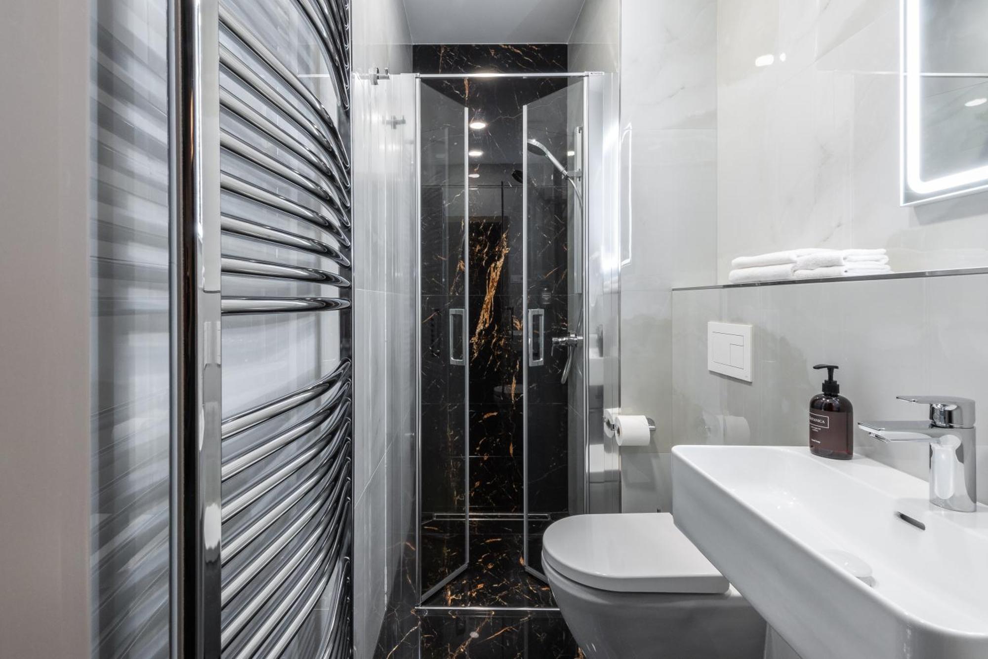 Pappas Hotel&Studio Podebrady Exterior photo
